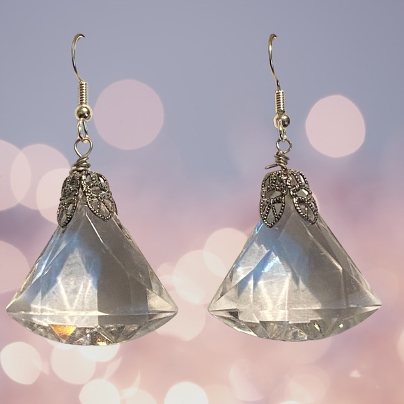 Hand Crafted Earrings Chandelier Clear Acrylic Diamond Dangle Long Pierced - Picture 7 of 7